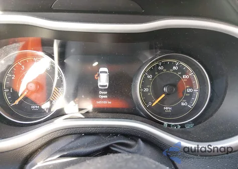 2015 Jeep Cherokee Trailhawk z USA, uszkodzony, nr VIN 1C4PJMBS7FW588065